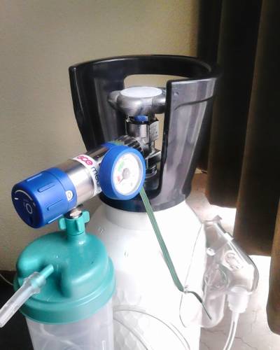 Echipamente Medicale: Kit Oxigenoterapie cu butelie 10L